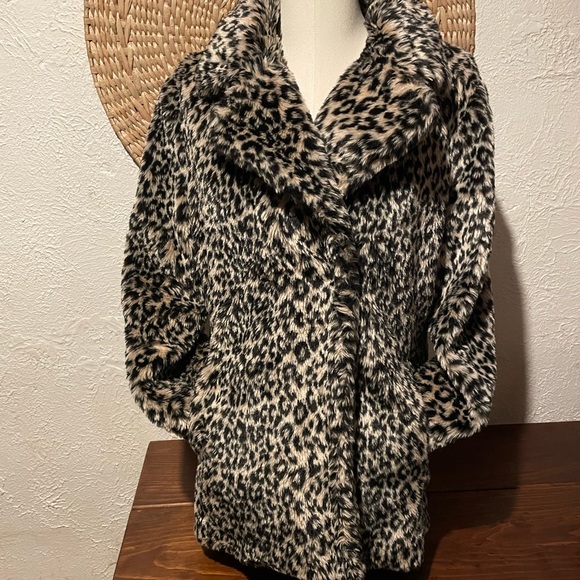 Dkny Leopard Print Faux Fur Coat Medium 